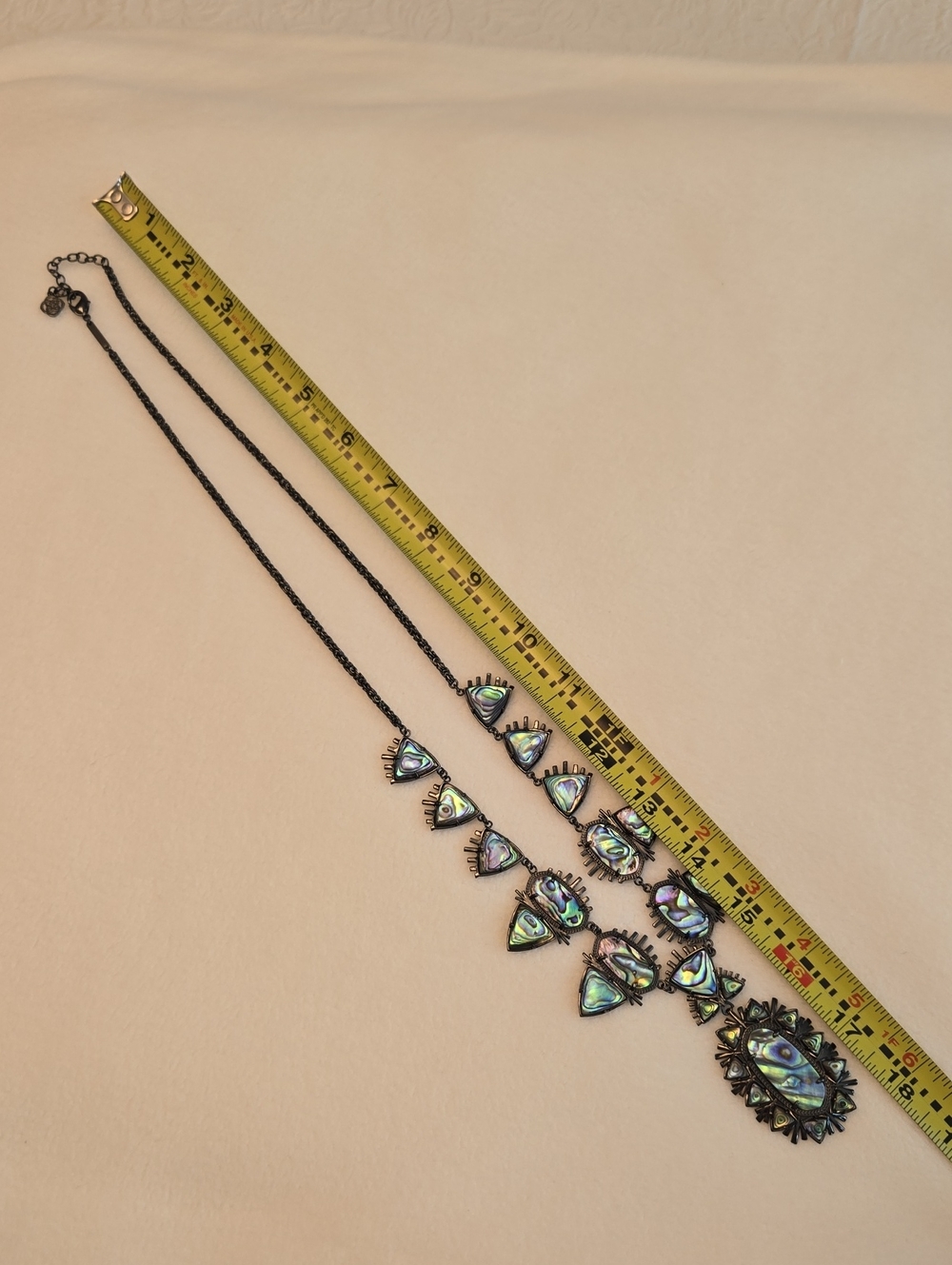 Kendra Scott Havana Statement Necklace Gunmetal and Abalone Retired - Picture 5 of 5